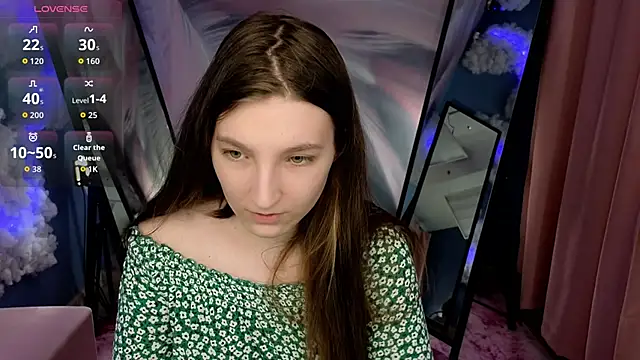 Mia Myles online show from 12-14-25, 11:05