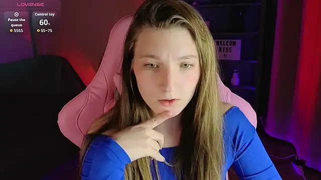 Mia Myles online show from 11-30-25, 01:12