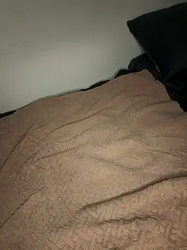 meme n online show from 04-12-26, 02:31