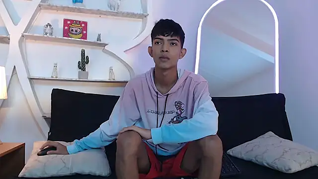 PRETTY SEX1 online show from 10-01-25, 01:15