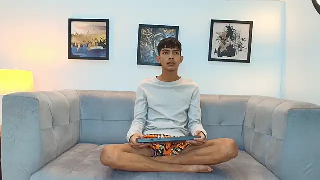 PRETTY SEX1 online show from 12-16-25, 01:37