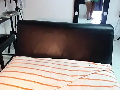 Sam Blue online show from 11-15-25, 01:15