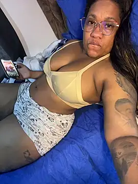 Snapshot of Sam_Blue chatting on 07-08-26, 01:23 Sam Blue online show from 07-08-26, 01:23