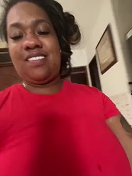 Snapshot of Sam_Blue chatting on 06-03-26, 02:33 Sam Blue online show from 06-03-26, 02:33
