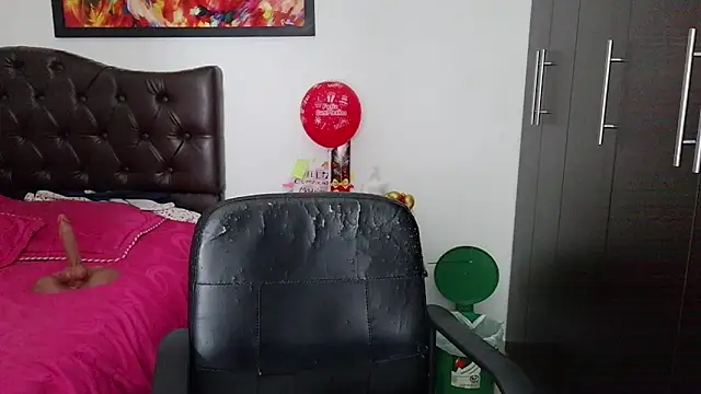 Snapshot of Grace_mature_milf chatting on 07-01-26, 10:59 Grace mature milf online show from 07-01-26, 10:59