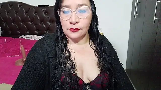 Snapshot of Grace_mature_milf chatting on 06-03-26, 11:22 Grace mature milf online show from 06-03-26, 11:22