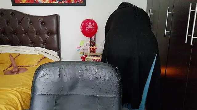 Snapshot of Grace_mature_milf chatting on 07-11-26, 11:43 Grace mature milf online show from 07-11-26, 11:43
