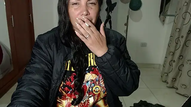 Vivian milf paint online show from 10-17-25, 05:11