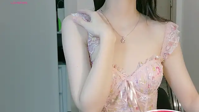 Ryeon 99 online show from 04-18-26, 03:20