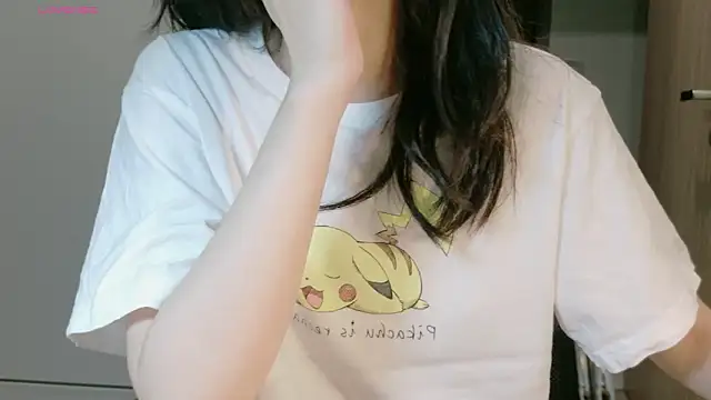 Ryeon 99 online show from 04-14-26, 03:50