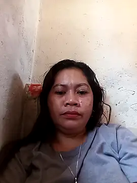 sexybitch 02 online show from 11-05-25, 04:04