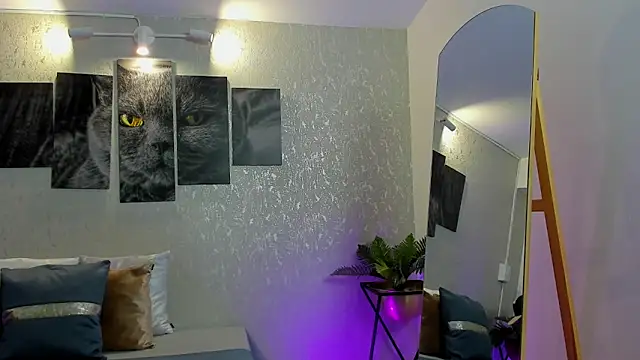 nils saint online show from 10-25-25, 04:00