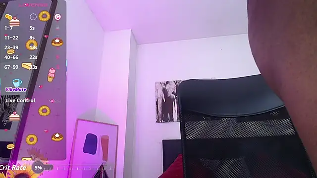 BarbaraGil1 online show from 12-14-25, 08:09