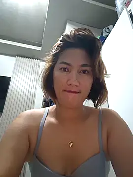 Snapshot of lustlushlady6 chatting on 10-19-25, 09:28 lustlushlady6 online show from 10-19-25, 09:28