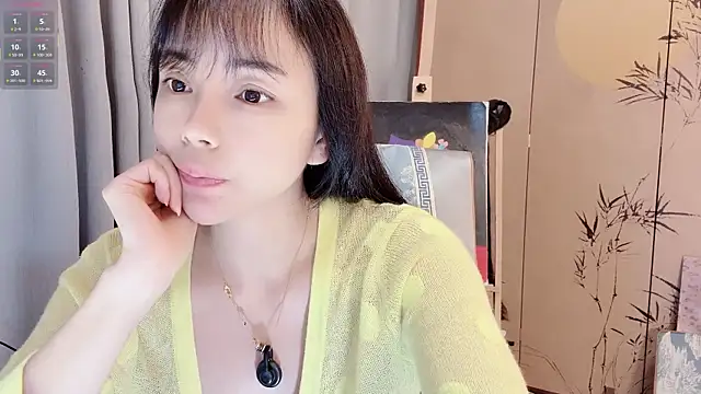 Snapshot of xinxin520-baby chatting on 06-08-26, 02:23 xinxin520-baby online show from 06-08-26, 02:23