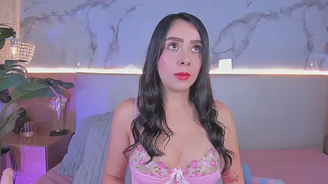 ValSmith  online show from 03-29-26, 04:25