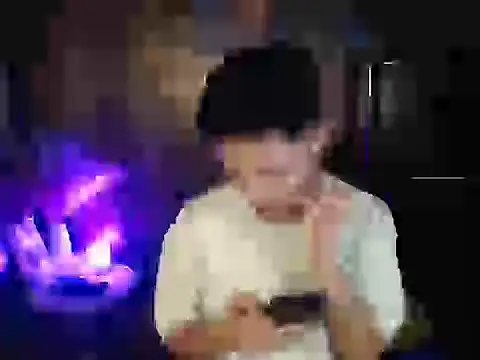 Snapshot of hotzachery chatting on 11-04-25, 04:22 hotzachery online show from 11-04-25, 04:22