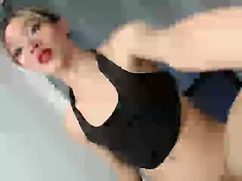 Snapshot of Your_Sweet_Cummer11 chatting on 10-22-25, 10:41 Your Sweet Cummer11 online show from 10-22-25, 10:41