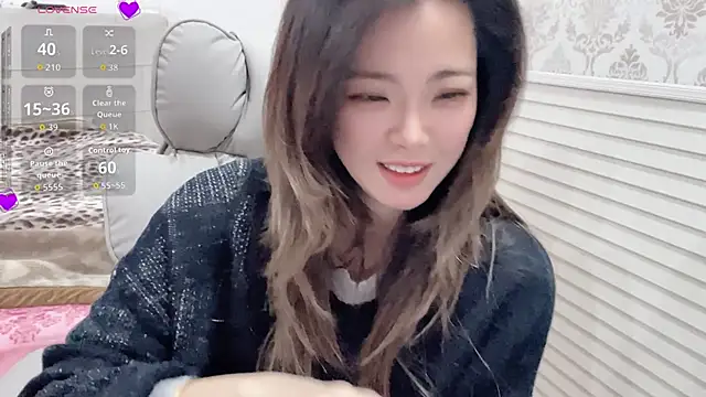 Holiland online show from 01-12-26, 01:23