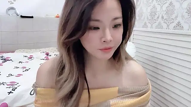 Holiland online show from 11-05-25, 12:47