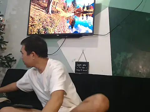 Snapshot of Darkevion chatting on 10-06-25, 11:22 Darkevion online show from 10-06-25, 11:22