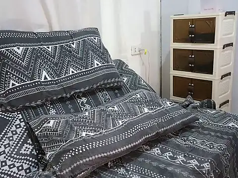 Snapshot of Darkevion chatting on 09-12-25, 10:59 Darkevion online show from 09-12-25, 10:59