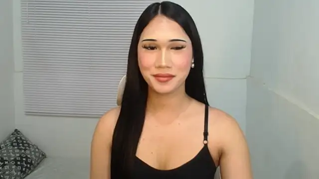 Leighs Celine online show from 02-17-26, 04:48