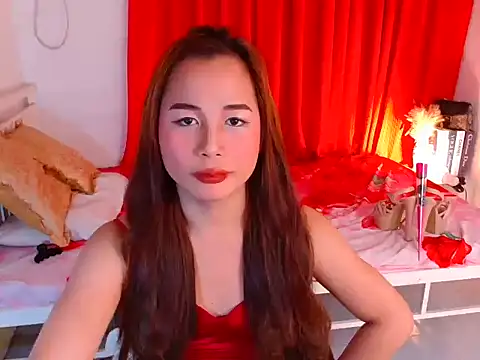 Snapshot of SheraCock chatting on 02-15-26, 05:41 SheraCock online show from 02-15-26, 05:41