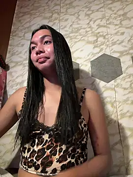 Snapshot of youryummybaby chatting on 02-09-26, 10:02 youryummybaby online show from 02-09-26, 10:02