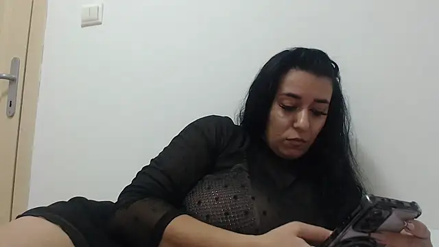 Maryem637048 online show from 12-01-25, 01:56