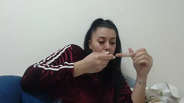 Maryem637048 online show from 02-06-26, 02:24