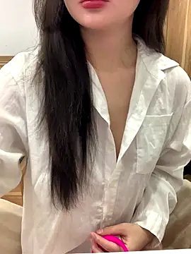 Snapshot of Keysha8386 chatting on 10-19-25, 02:47 Keysha8386 online show from 10-19-25, 02:47