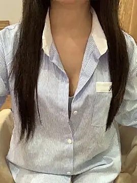 Snapshot of Keysha8386 chatting on 11-06-25, 06:34 Keysha8386 online show from 11-06-25, 06:34