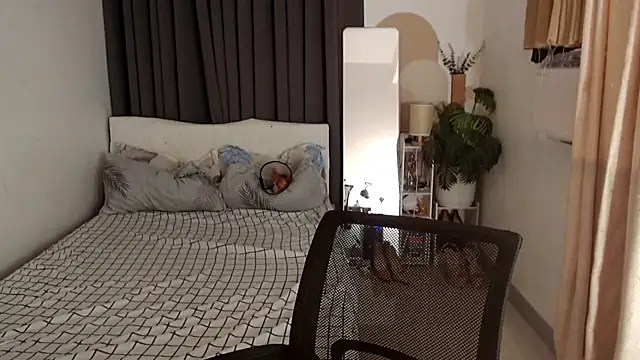 Ur QueenCamilla online show from 10-05-25, 01:51