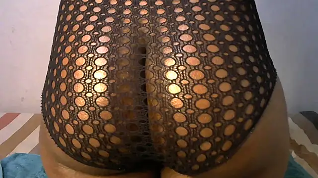 shy-lillyX22 online show from 12-15-25, 06:41