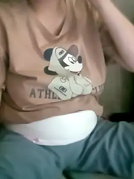 Snapshot of Npchi chatting on 04-13-26, 10:30 Npchi online show from 04-13-26, 10:30