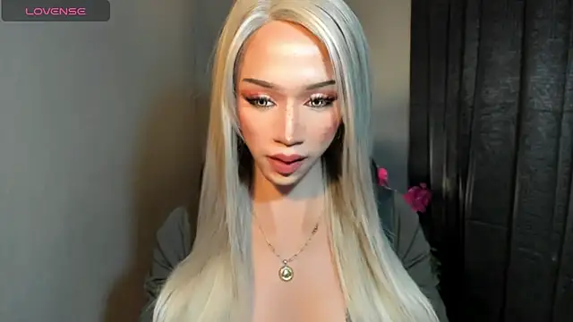 AiraCumSlut online show from 04-05-26, 02:35