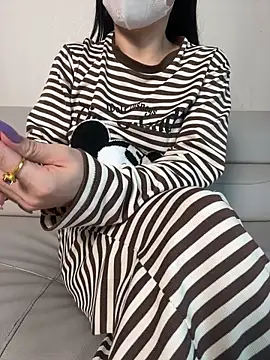 Meii-meyy online show from 11-05-25, 08:17