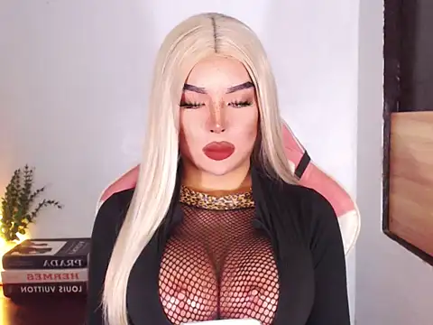 NataliaFernandezz online show from 03-12-26, 05:17