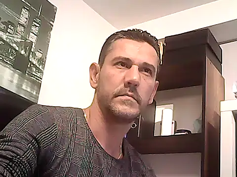 mastercharisma35 online show from 12-04-25, 03:22