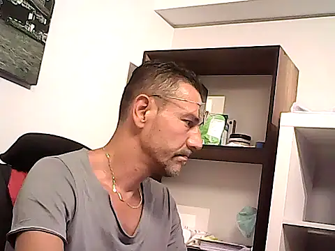 mastercharisma35 online show from 06-17-26, 11:42
