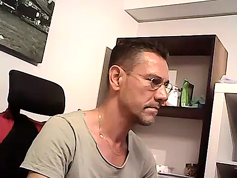 Snapshot of mastercharisma35 chatting on 04-30-26, 02:13 mastercharisma35 online show from 04-30-26, 02:13