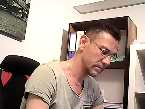 mastercharisma35 online show from 04-21-26, 09:05