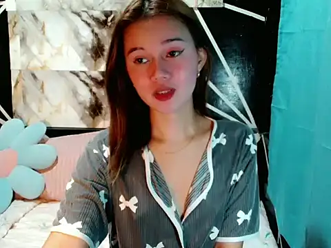 urgirl mikah online show from 12-19-25, 03:21