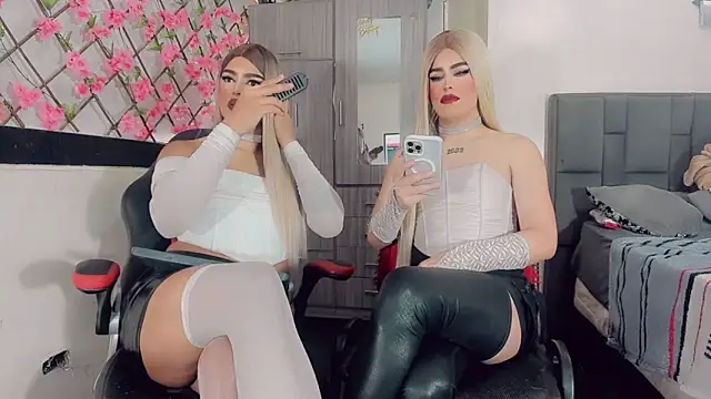 Snapshot of thiara_veky chatting on 02-07-26, 07:22 thiara veky online show from 02-07-26, 07:22