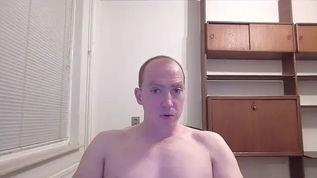 Snapshot of dutch_girl_lover chatting on 05-01-26, 07:41 dutch girl lover online show from 05-01-26, 07:41