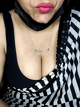 Snapshot of Horny_Shalu chatting on 03-01-26, 06:08 Horny Shalu online show from 03-01-26, 06:08