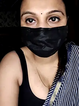 Snapshot of Horny_Shalu chatting on 02-18-26, 06:15 Horny Shalu online show from 02-18-26, 06:15