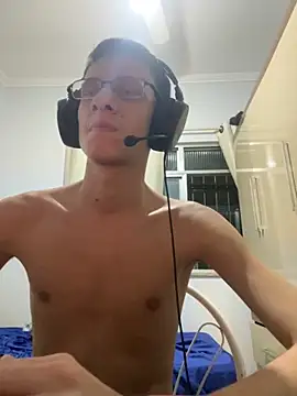 Snapshot of safadezanunes2 chatting on 11-04-25, 12:36 safadezanunes2 online show from 11-04-25, 12:36