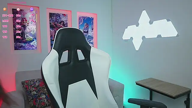 Snapshot of NicoleCrawft chatting on 09-09-25, 07:34 NicoleCrawft online show from 09-09-25, 07:34